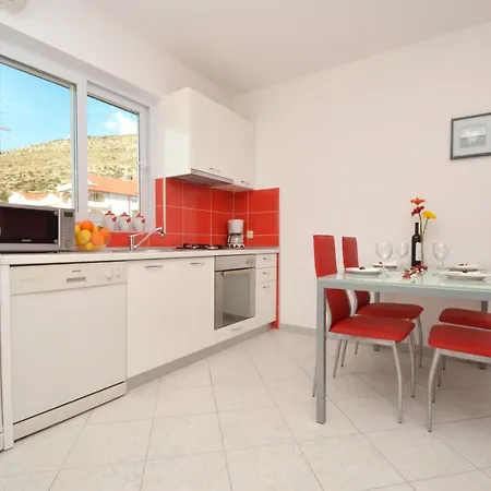 Apartment Ana I Vinka *